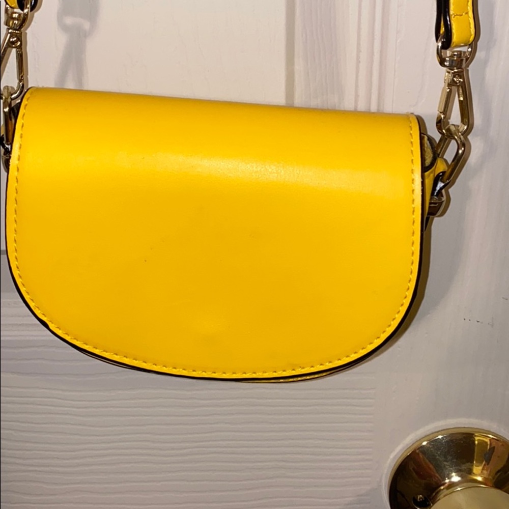 Purse - Picture 2 of 4